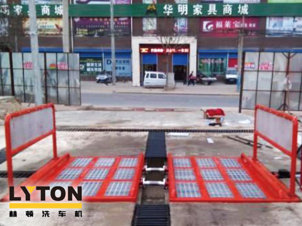 經(jīng)濟型工程車輛自動洗輪機是林頓電腦洗車機專為沖洗各類工程車輛的輪胎及底盤而設計,該設備結構簡單,功能齊全,高壓沖洗工程車輛底盤及兩側(cè)。