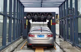 隴原大地某用戶全自動(dòng)洗車機(jī)交付使用！整體機(jī)身潮流化熏黑處理，彰顯品質(zhì)，更源于林頓對(duì)洗車設(shè)備事業(yè)的那份執(zhí)與追求！