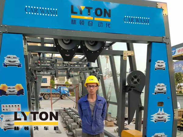 提前布局，拓客引流！華南湛江吳川電力加油站選配林頓FX11型隧道式全自動洗車機