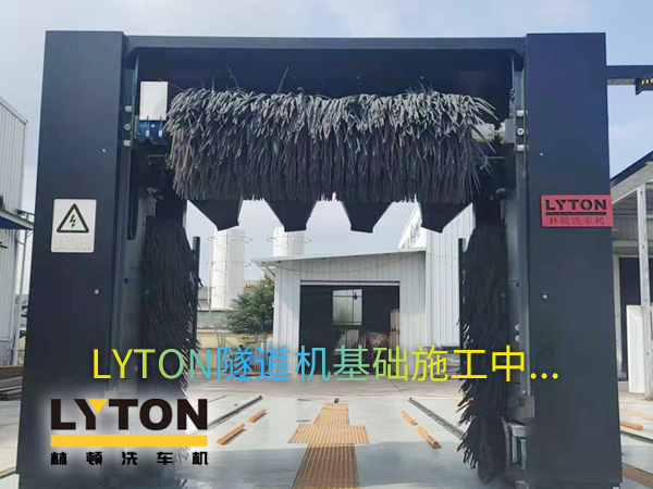 洗得干不干凈、“穩(wěn)定性”和“性價(jià)比”、“收益”評(píng)判一臺(tái)全自動(dòng)洗車機(jī)好壞