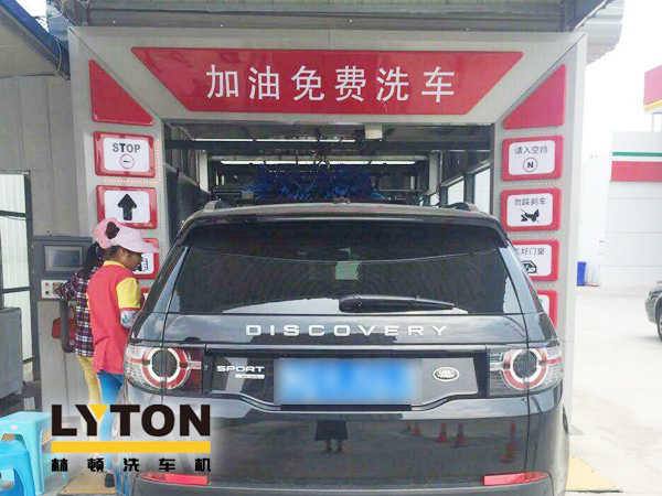 洗車設備廠家詳解關于全自動洗車機毛刷傷車漆、洗車泡沫是洗滌劑、省水等幾個誤區(qū)