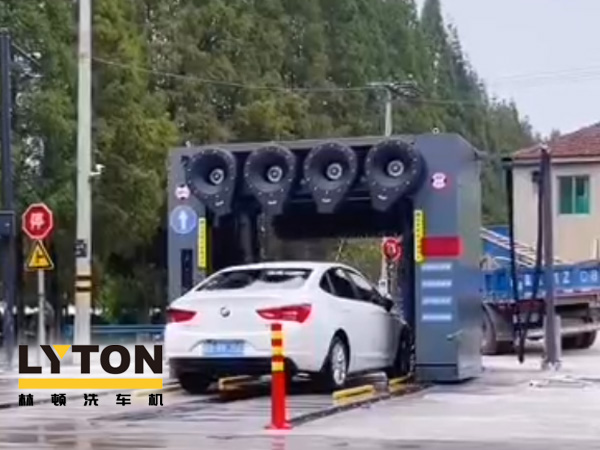 蕭山西湖石油選配林頓龍門往復式全自動洗車機，防銹蝕耐腐，經久耐用